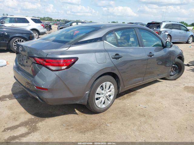 Nissan Sentra S Image 9