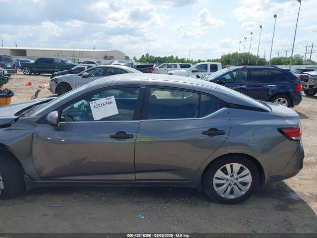 Nissan Sentra S Image 6