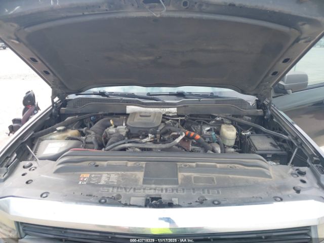 Chevrolet Silverado 2500 Lt Image 10