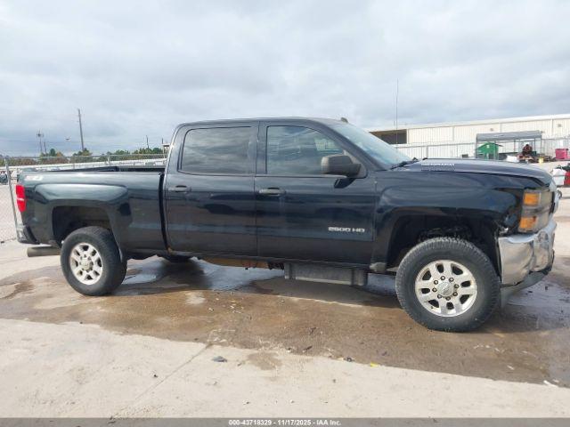 Chevrolet Silverado 2500 Lt Image 14