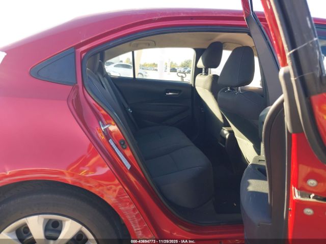 Toyota Corolla Le Image 19