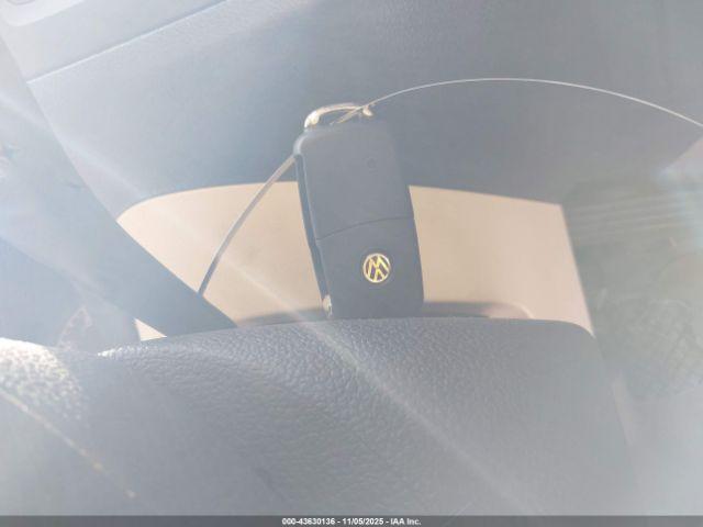 Volkswagen Jetta 2.5l Se Image 9