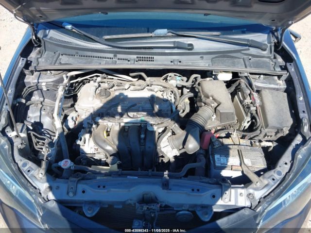 Toyota Corolla Le Image 8