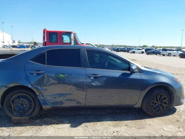 Toyota Corolla Le Image 16