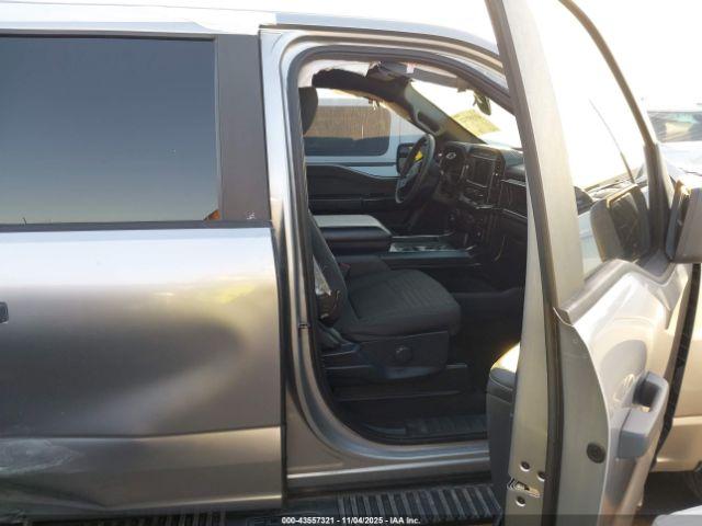 Ford F-150 Xl Image 14