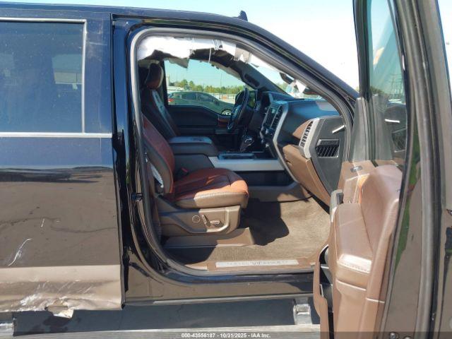 Ford F-150 King Ranch Image 15