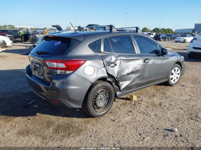 Subaru Impreza 2.0i Image 15