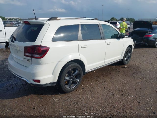 Dodge Journey Crossroad Image 6