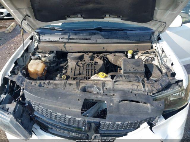 Dodge Journey Crossroad Image 3