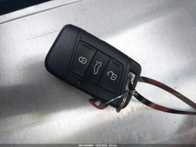 Volkswagen Jetta Image 10