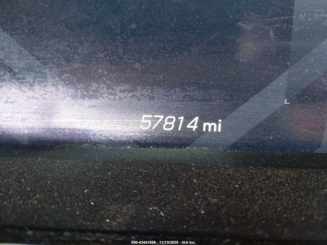 Chevrolet Corvette Rwd  3lt Image 9