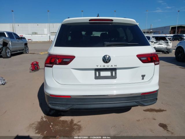 Volkswagen Tiguan 2.0t S Image 9