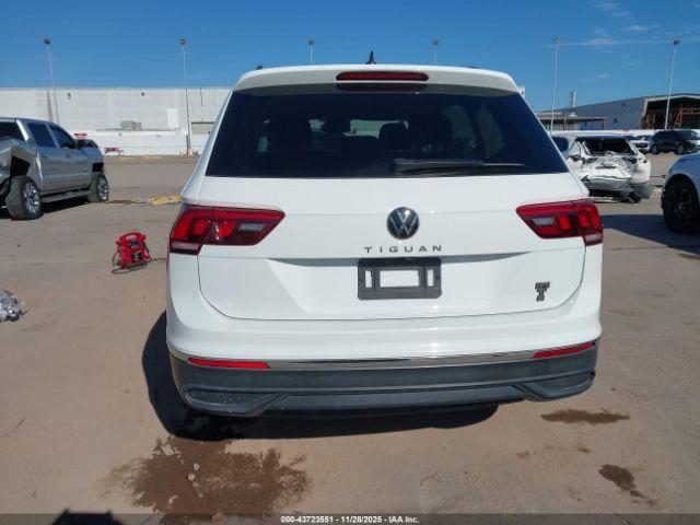 Volkswagen Tiguan 2.0t S Image 9