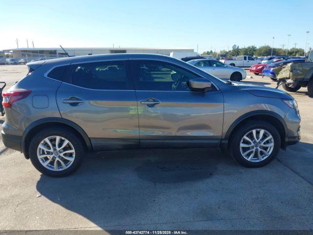 Nissan Rogue S Fwd Xtronic Cvt Image 10