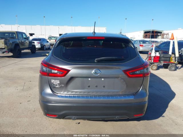 Nissan Rogue S Fwd Xtronic Cvt Image 16