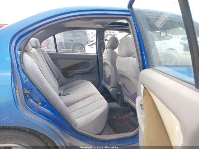 Hyundai ELANTRA Image 8