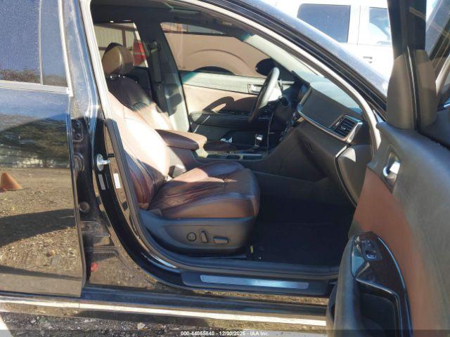 Kia Optima Sxl Turbo Image 2