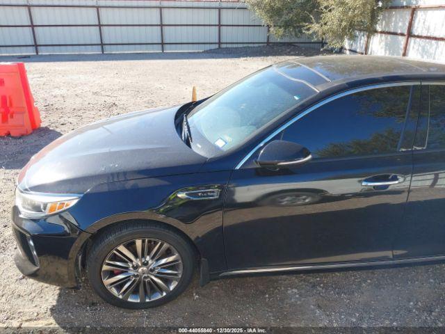 Kia Optima Sxl Turbo Image 12