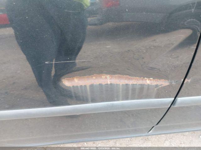 Toyota Corolla Ce Image 10