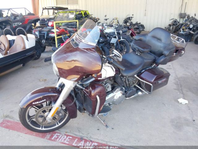 Harley-Davidson Flhtk Image 14