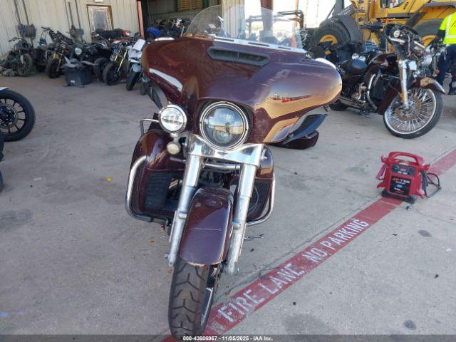 Harley-Davidson Flhtk Image 15