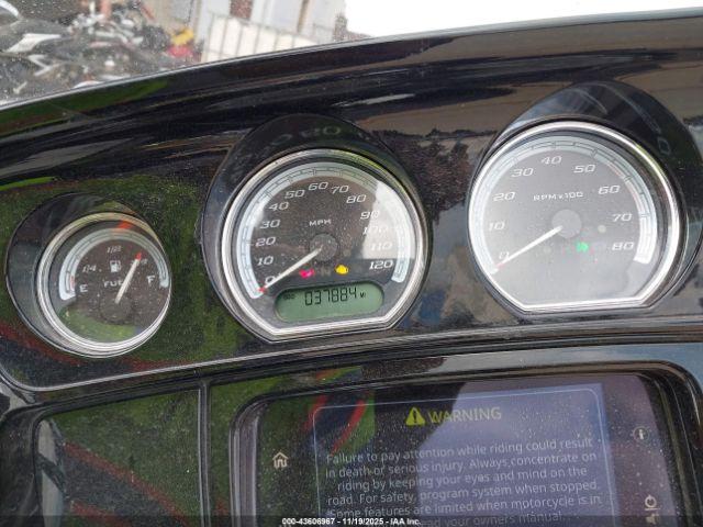 Harley-Davidson Flhtk Image 5