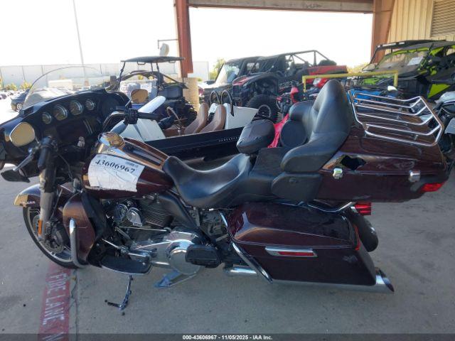 Harley-Davidson Flhtk Image 11