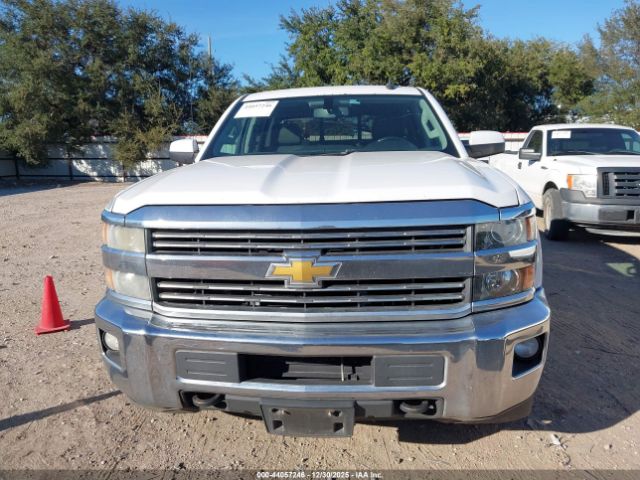 Chevrolet Silverado 2500 Lt Image 13