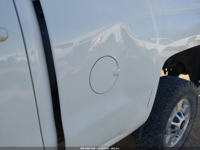 Chevrolet Silverado 2500 Lt Image 16