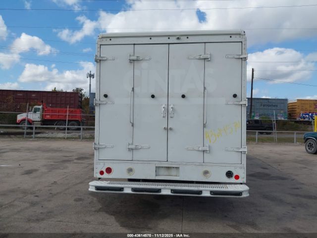 Ford F-59 Commercial Stripped Image 10