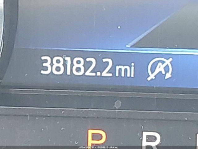 Ford Explorer Xlt Image 13