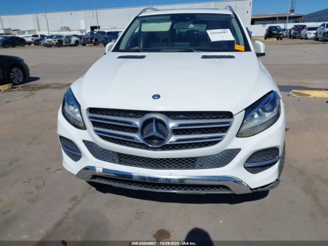 Mercedes-Benz GLE 4matic Image 8