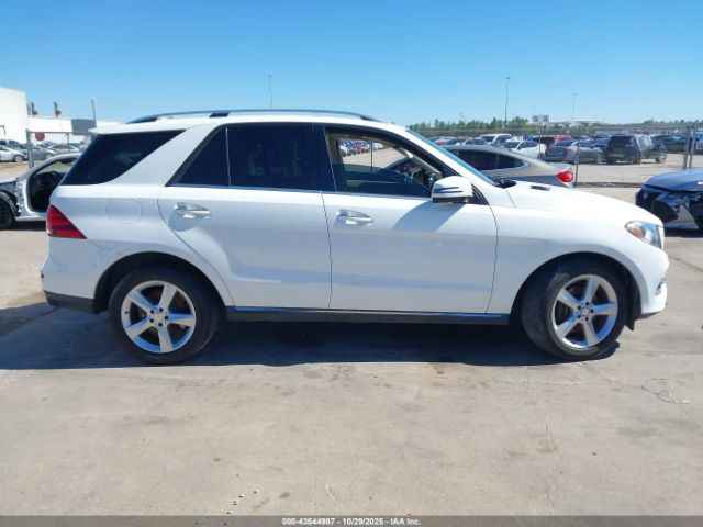 Mercedes-Benz GLE 4matic Image 14