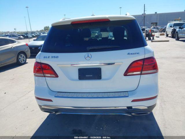 Mercedes-Benz GLE 4matic Image 10