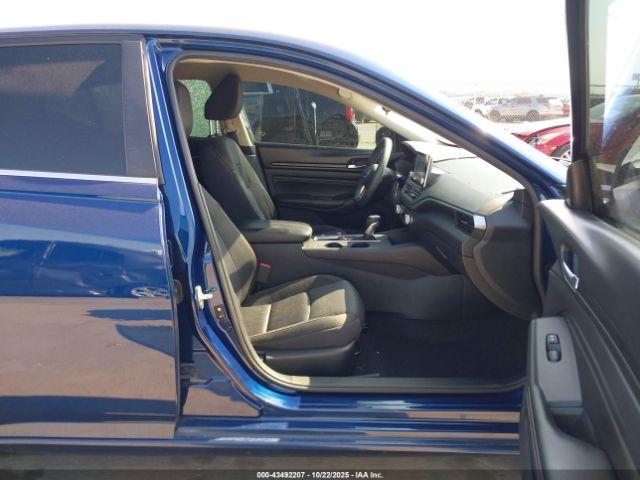 Nissan Altima S Fwd Image 5