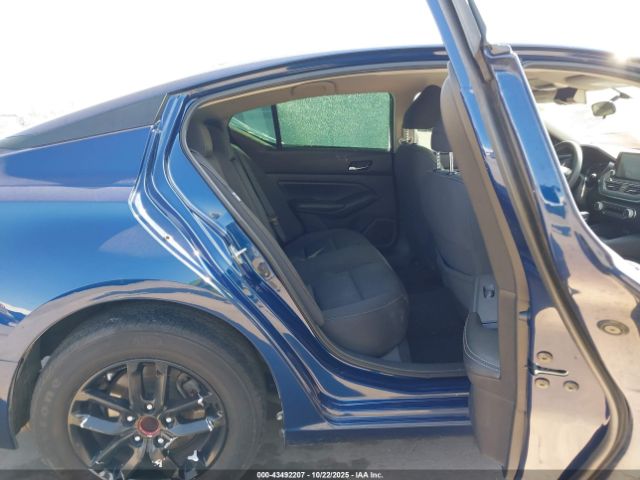 Nissan Altima S Fwd Image 3