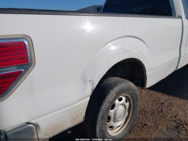 Ford F-150 Xl Image 6