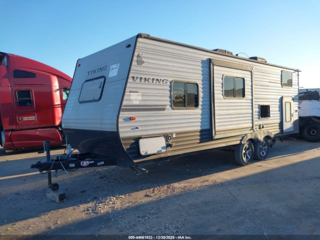 Coachmen Viking Image 10