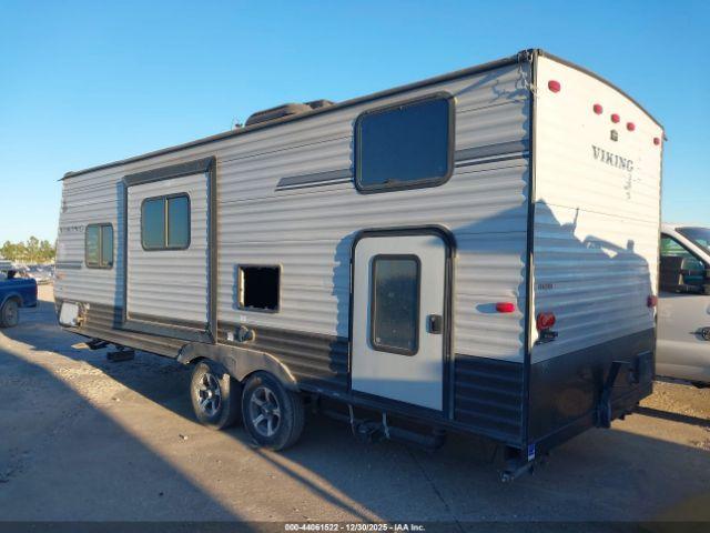 Coachmen Viking Image 6