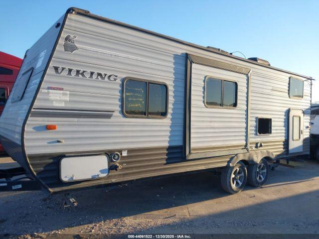 Coachmen Viking Image 3