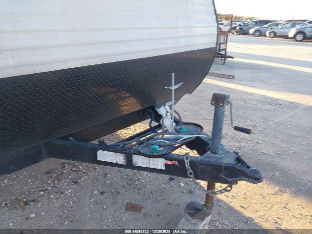 Coachmen Viking Image 5