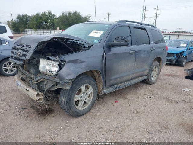 Toyota Sequoia Sr5 5.7l V8 Image 5