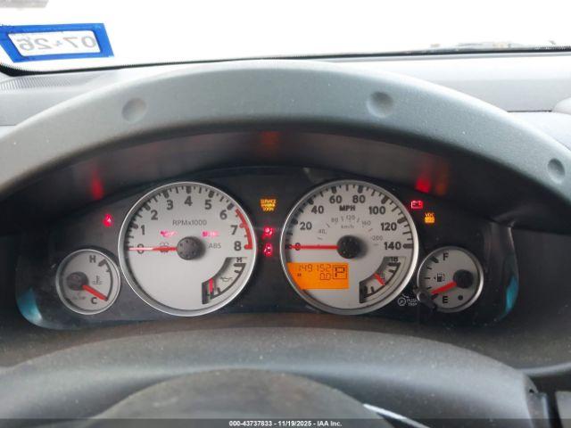 Nissan Frontier Pro-4x Image 11