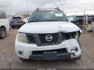 Nissan Frontier Pro-4x Image 2