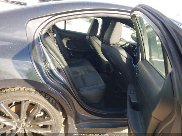 Lexus Is F Sport Image 8