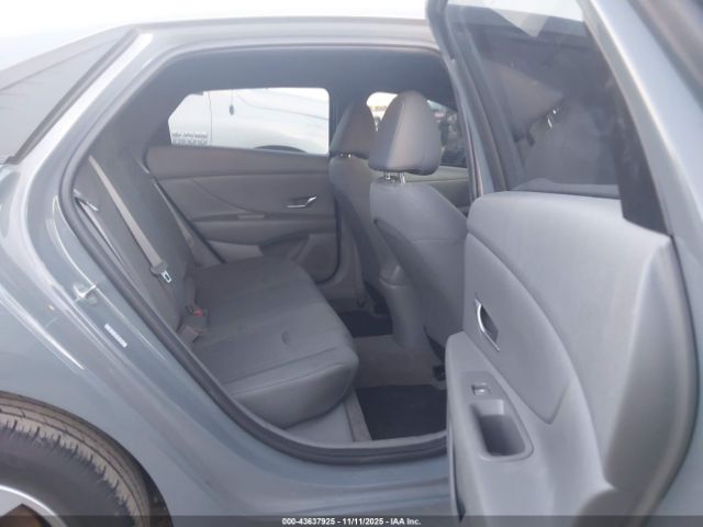 Hyundai ELANTRA Se Image 13