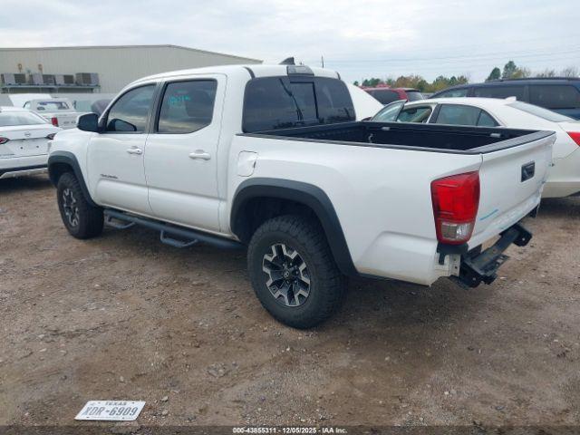 Toyota Tacoma Trd Off Road Image 8