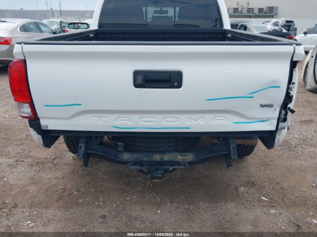 Toyota Tacoma Trd Off Road Image 4