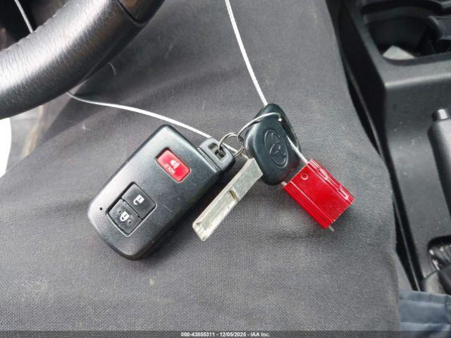 Toyota Tacoma Trd Off Road Image 9