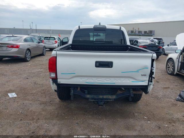 Toyota Tacoma Trd Off Road Image 12